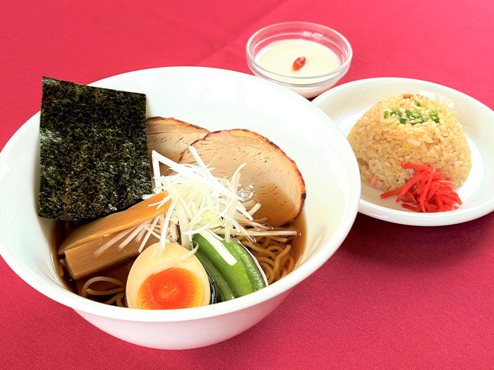 昔ながらの醤油ラーメン